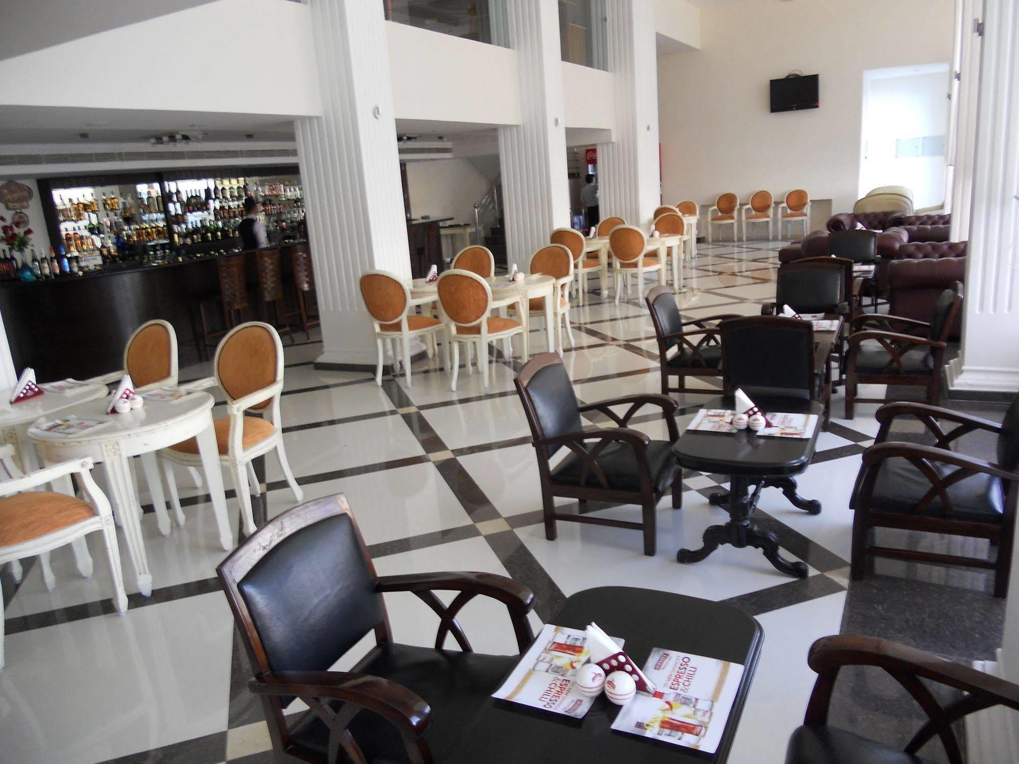 Hotel Le Royal Park Puducherry Zewnętrze zdjęcie